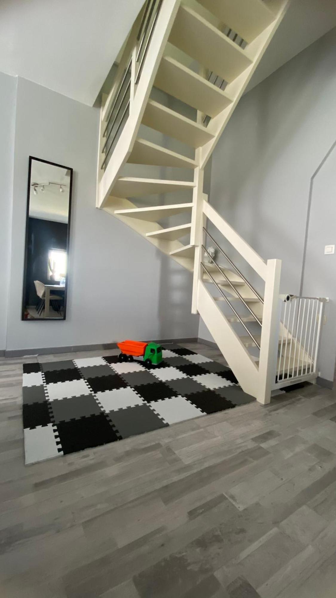 Next2Airport - Appartement House Of Lions Ransart Dış mekan fotoğraf
